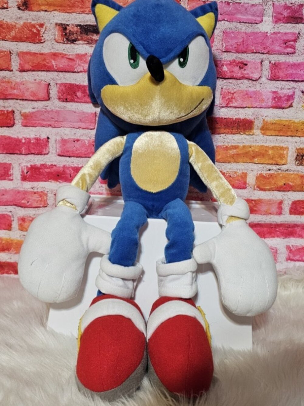 Sonic The Hedgehog Large Plush stuffed Toy 24 Inches